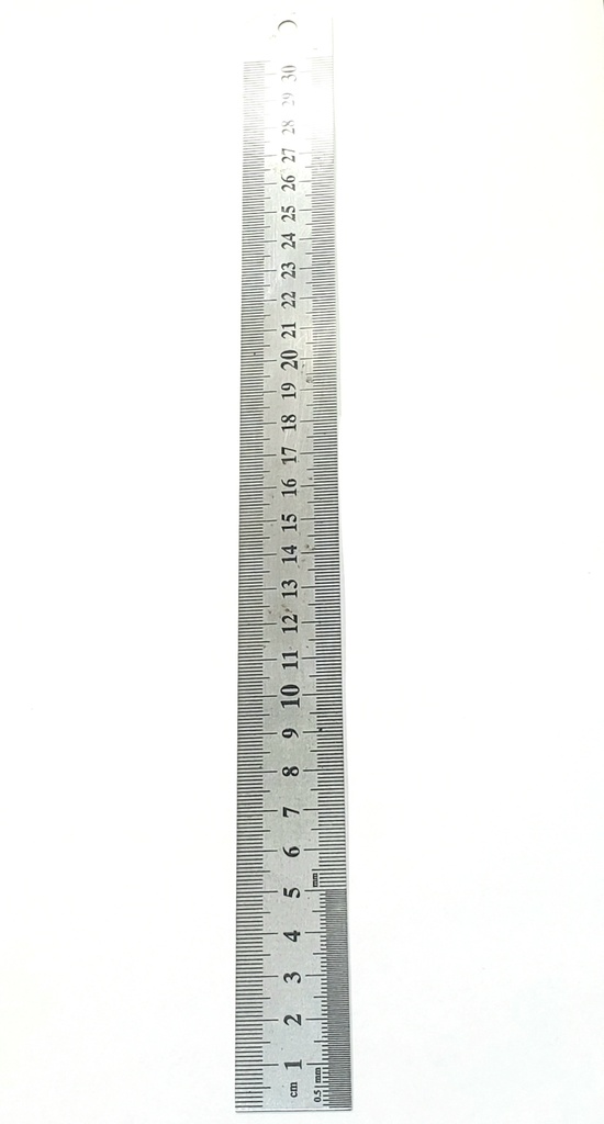 regla de acero 30 cm.