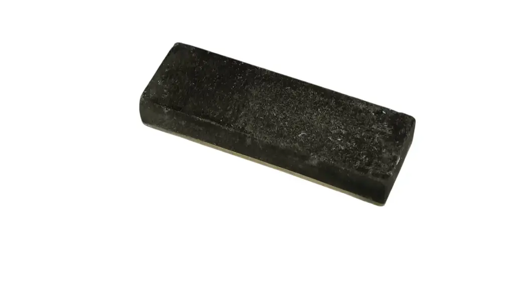 Pasta de pulir / brillo  pan chico Negra (125 grs. Aprox)